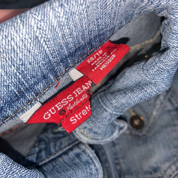 GUESS Vintage Embroidered Floral Denim Vest - Picture 4 of 7